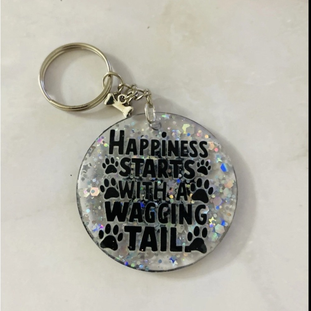 Glitter Dog Keychain can be personalized. Please send me pets name  🐾